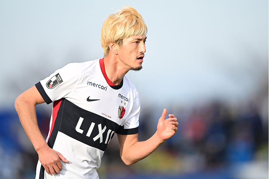 鈴木優磨の振る舞いに注目【写真：徳原隆元】