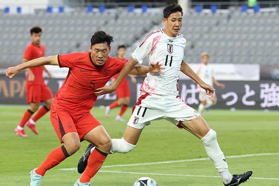 日本に2失点完封負けの中国代表【写真：産経新聞社】