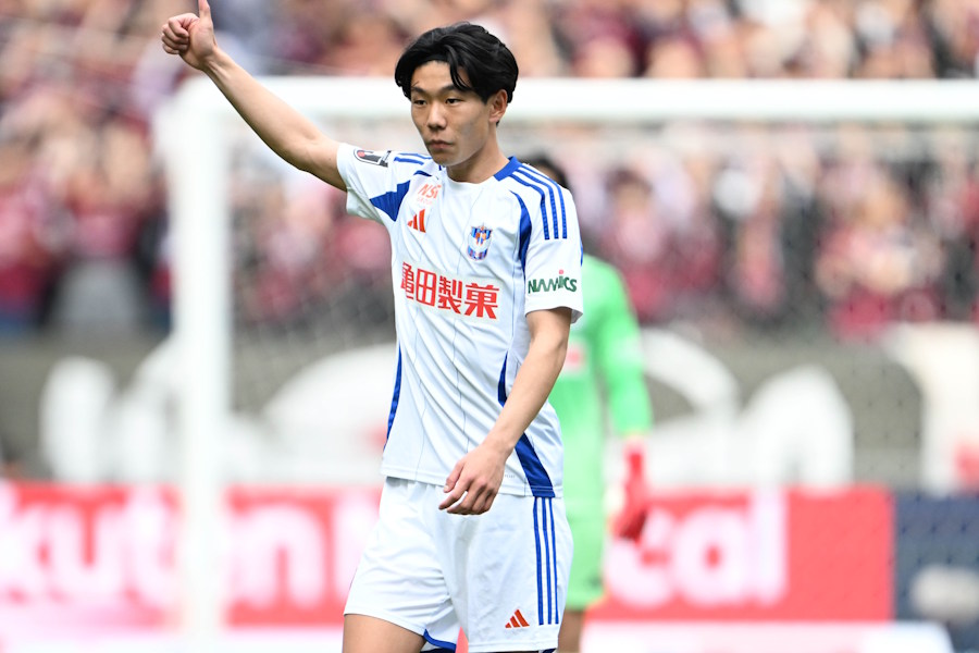 新潟からセルティックへ移籍した稲村隼翔【写真：徳原隆元】