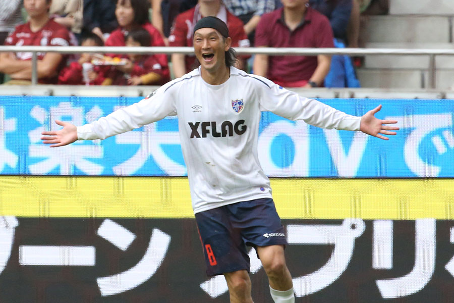 高萩洋次郎の活躍もあり2019年は2位に躍進した【写真：産経新聞社】