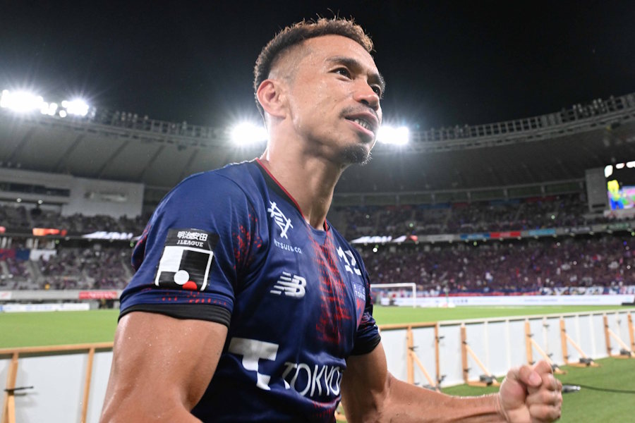 FC東京の長友佑都【写真：徳原隆元】