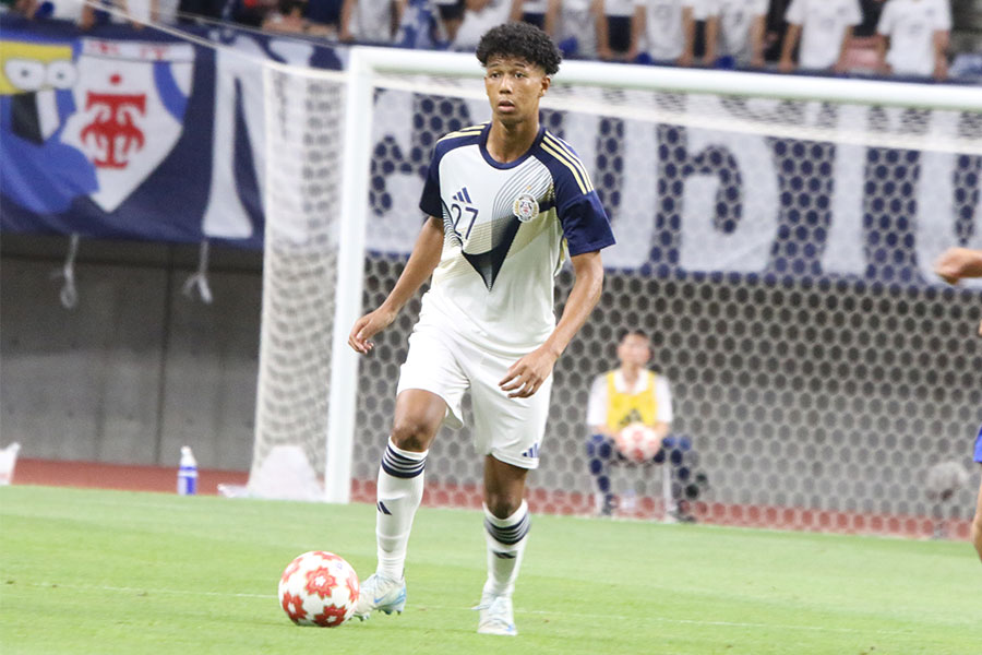 新潟戦に出場した岡部タリクカナイ颯斗【写真：FOOTBALL ZONE編集部 】
