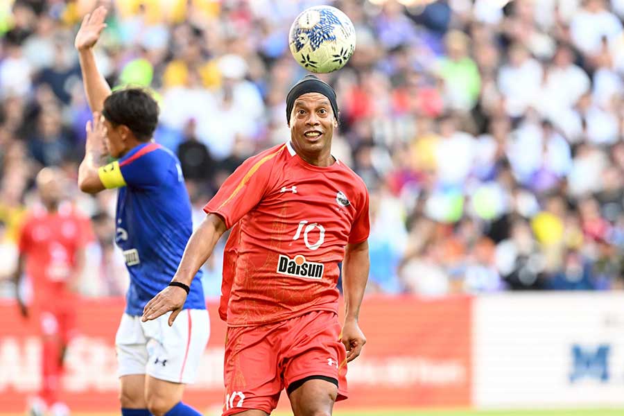 広島のチャリティーマッチに出場したロナウジーニョ氏【写真：徳原隆元】