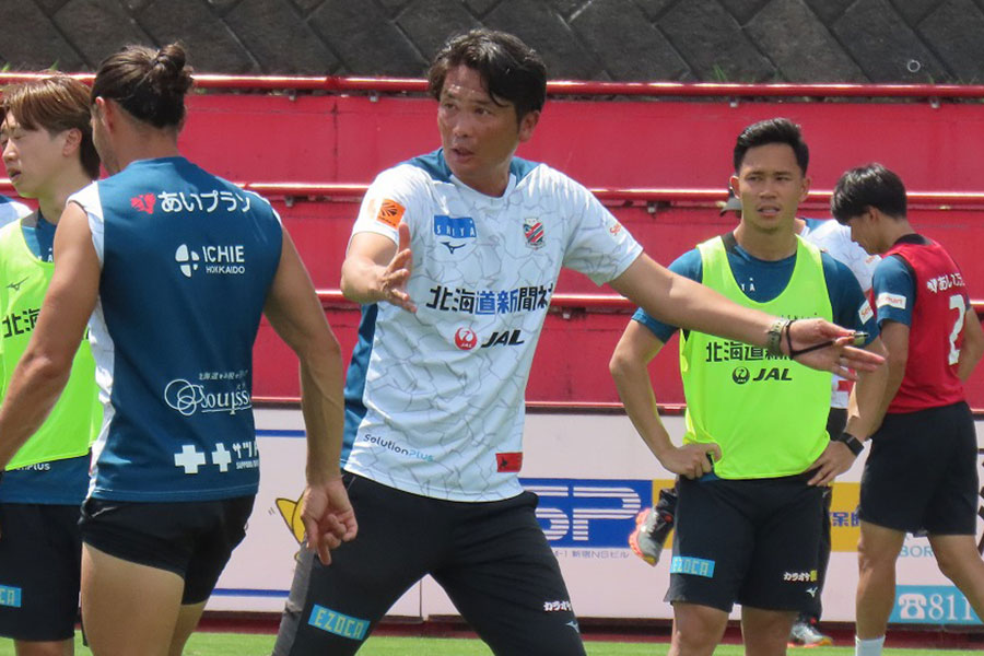 岩政大樹がシーズン序盤での焦りを告白【写真：元川悦子】