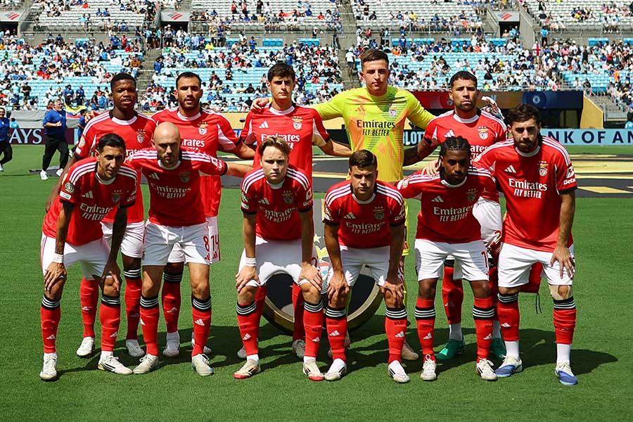 Jリーグがクラブの生存戦略としてモデルに挙げるベンフィカ【写真：ロイター／アフロ】