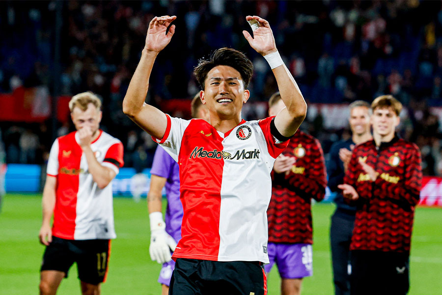 フェネルバフチェ戦で好プレーを披露した渡辺剛【写真：REX / アフロ】