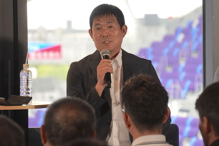 森保監督が日本代表の調和について話した【写真：FOOTBALL ZONE編集部 】