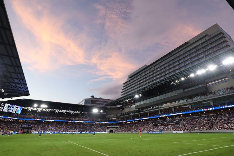 長崎が2-1で勝利【写真:長田洋平/アフロスポーツ】