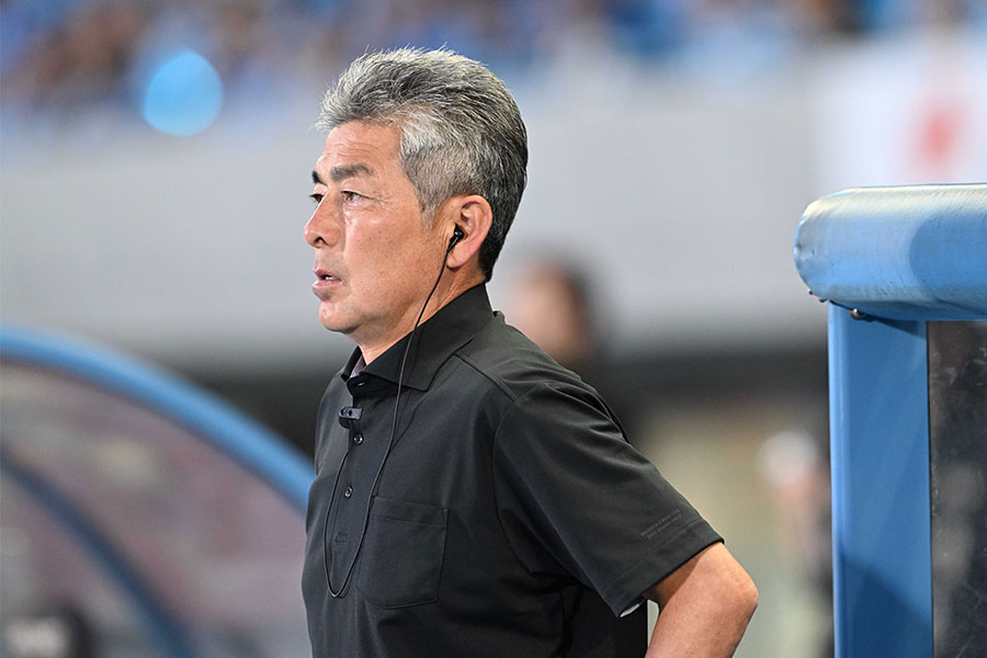 川崎フロンターレ監督の長谷部茂利【写真：徳原隆元】