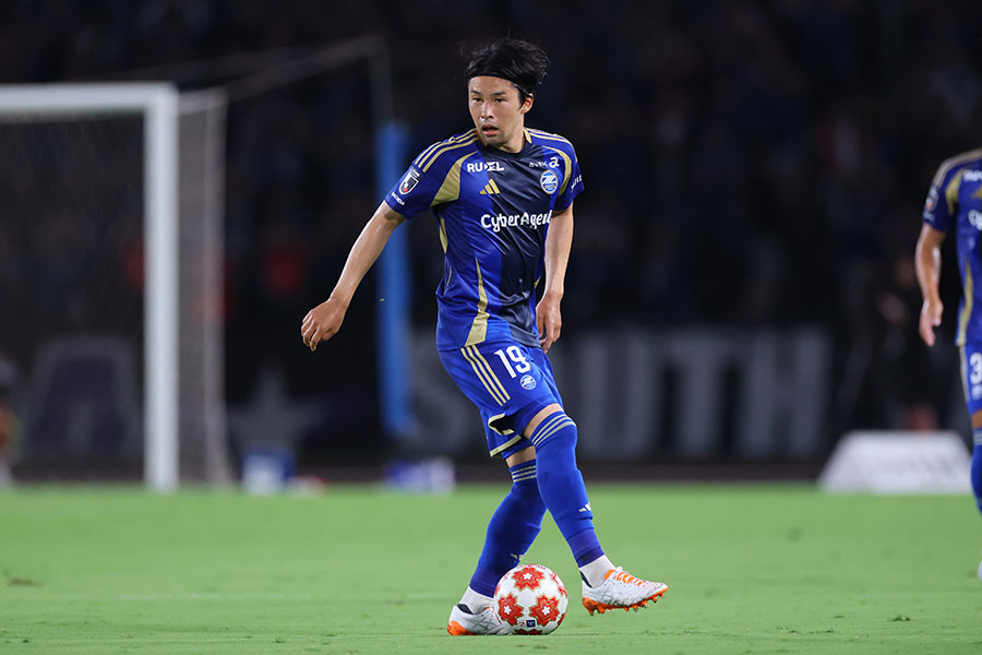 町田・中山雄太【写真：YUTAKA/アフロスポーツ】