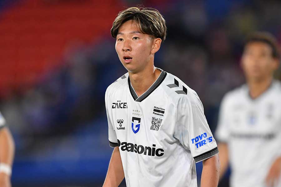 東京Vに期限付き移籍した唐山翔自(写真は昨季)【写真:アフロ】