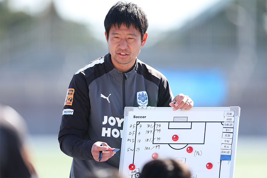 国見高校OBの平山相太【写真:森田直樹/アフロスポーツ】