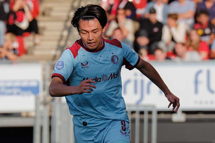 エクセルシオール戦でゴールを決めた上田綺世【写真:Pro Shots/アフロ】