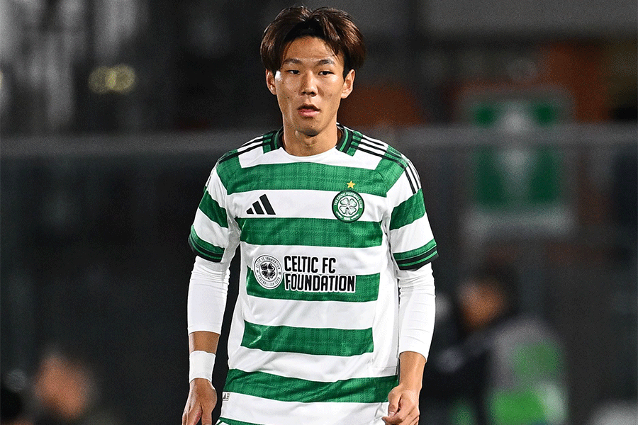 セルティックの稲村隼翔【写真：REX/アフロ】