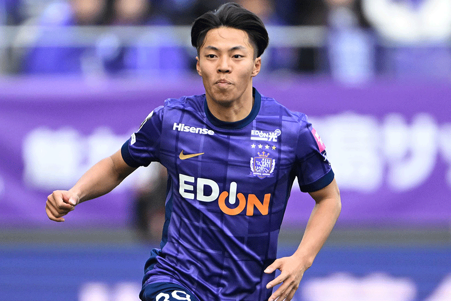 広島の中村草太【写真：徳原隆元】