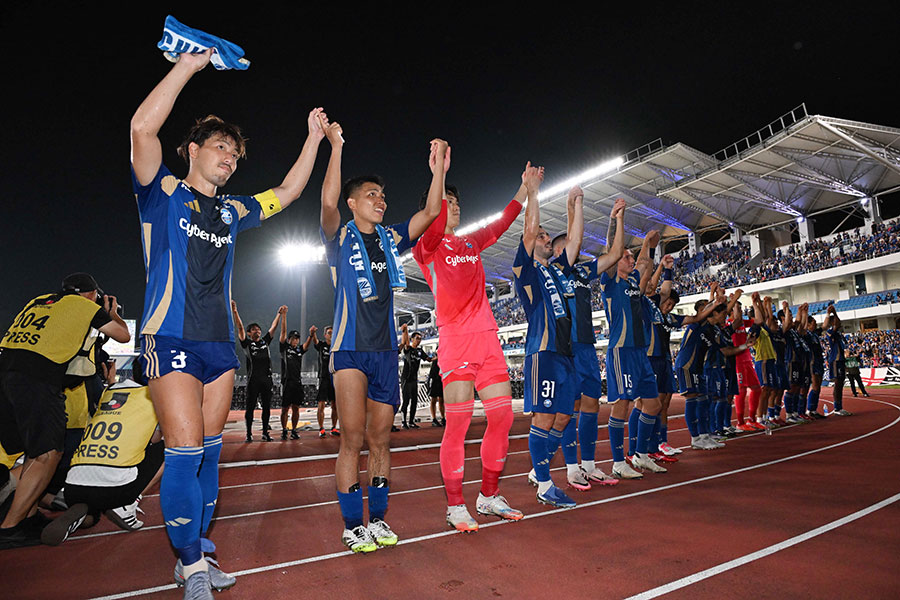 G大阪に勝ち、暫定首位に浮上した町田【写真:徳原隆元】