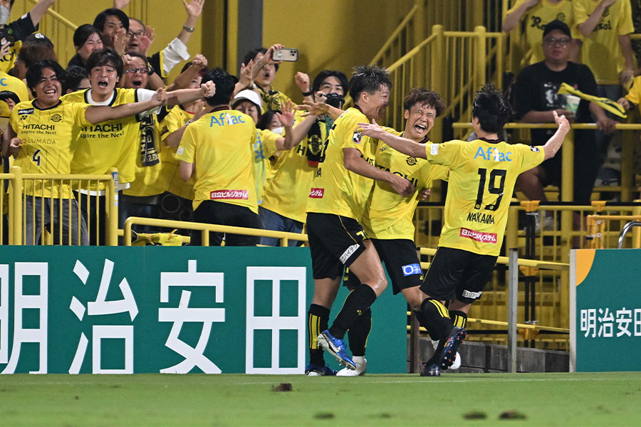 柏が0-2をひっくり返す逆転劇！【写真：徳原隆元】