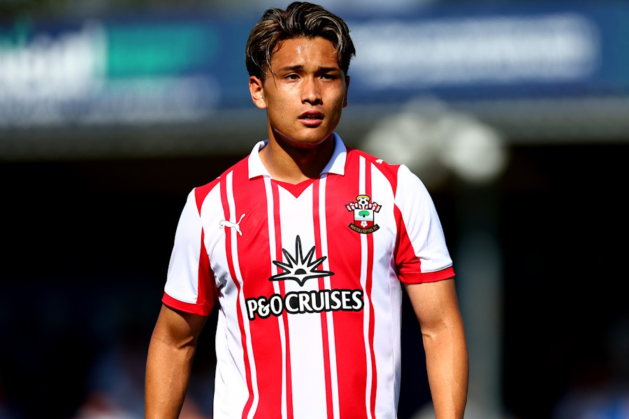 今夏サウサンプトンに復帰した松木玖生【写真：REX/アフロ】