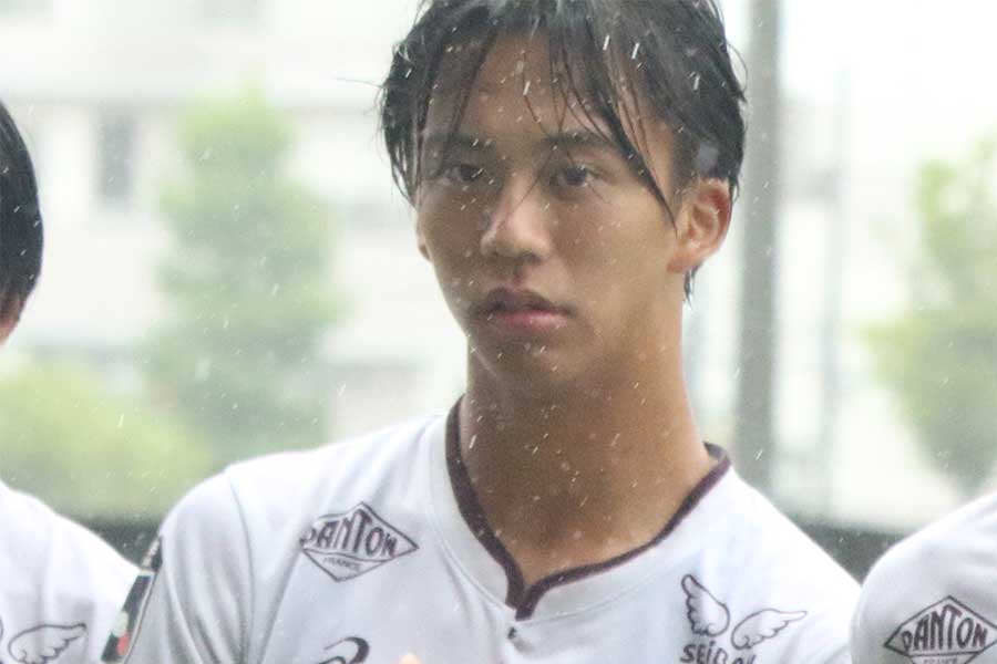 神戸U-18 の上本佳圭【写真:FOOTBALL ZONE編集部 】