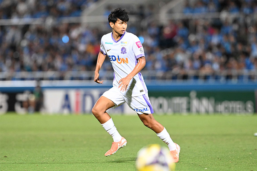 サンフレッチェ広島の中島洋太朗【写真：徳原隆元】