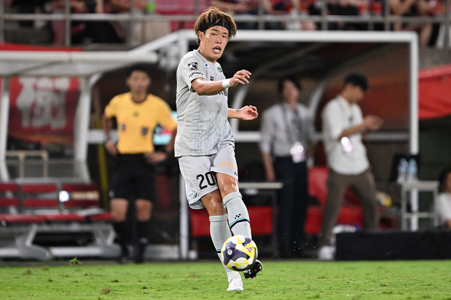 日本代表9月シリーズに選出された安藤智哉【写真：徳原隆元】