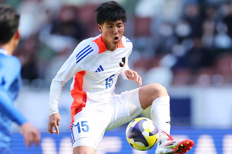 アジア杯予選のU-22日本代表メンバーに選出された新川志音【写真：YUTAKA/アフロスポーツ】