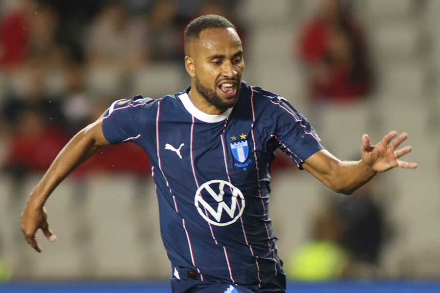 浦和に加入したイサーク・キーセ・テリン【写真：AP/アフロ】