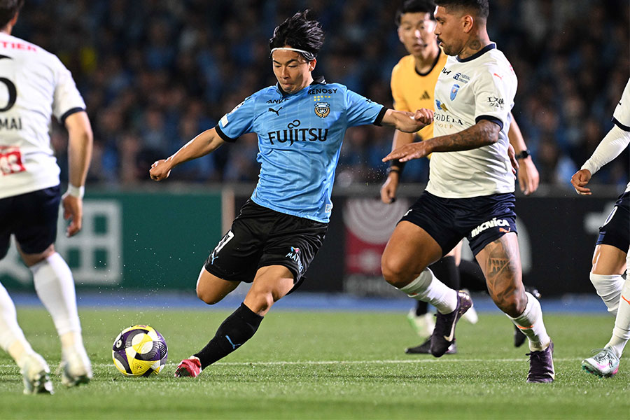 川崎フロンターレの伊藤達哉【写真:徳原隆元】