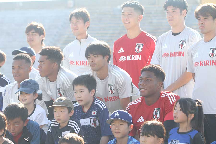 日本代表が米国遠征の練習を開始【写真：FOOTBALL ZONE編集部】