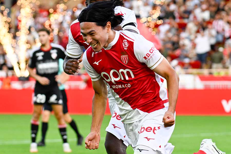 モナコの南野拓実【写真：PsnewZ/アフロ】