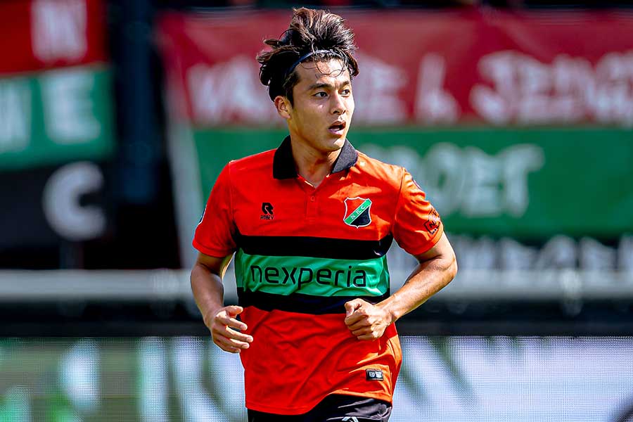 NECの佐野航大【写真：REX/アフロ】