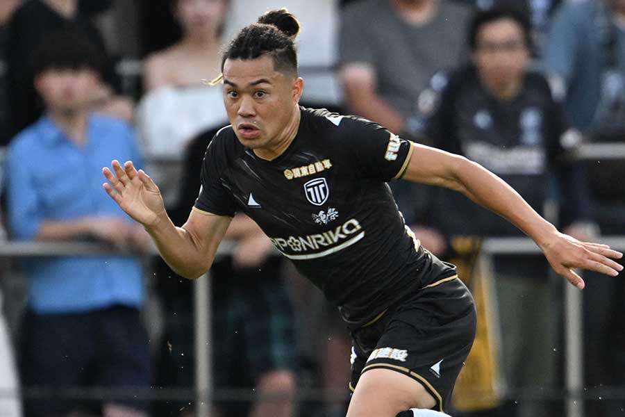 栃木シティの田中パウロ淳一【写真：徳原隆元】