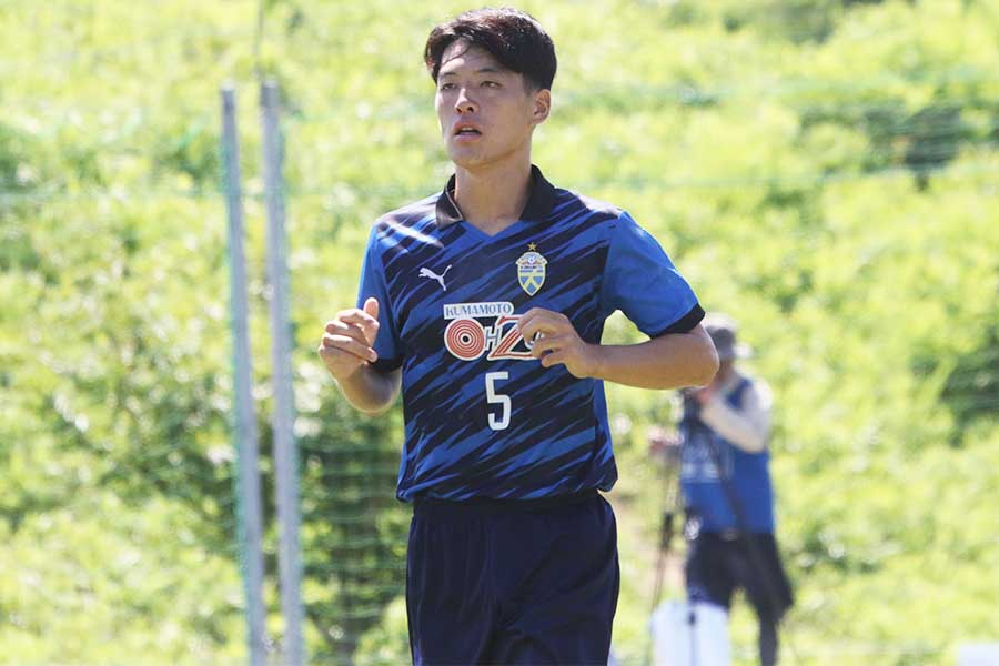 大津の村上慶【写真：FOOTBALL ZONE編集部】