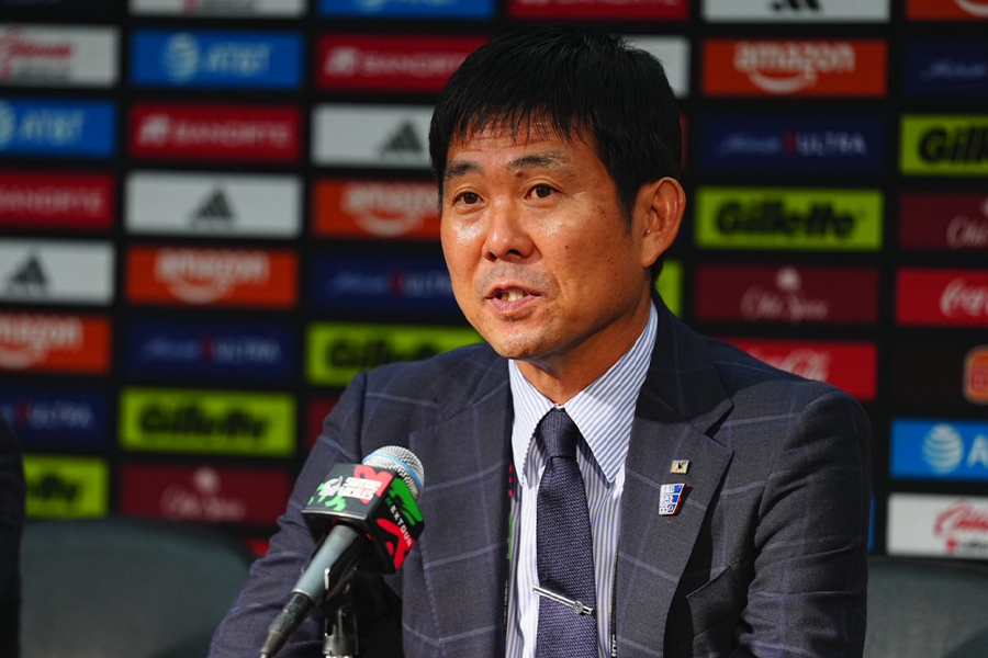 森保一監督がハビエル・アギーレ監督を称賛【写真:荒川祐史】