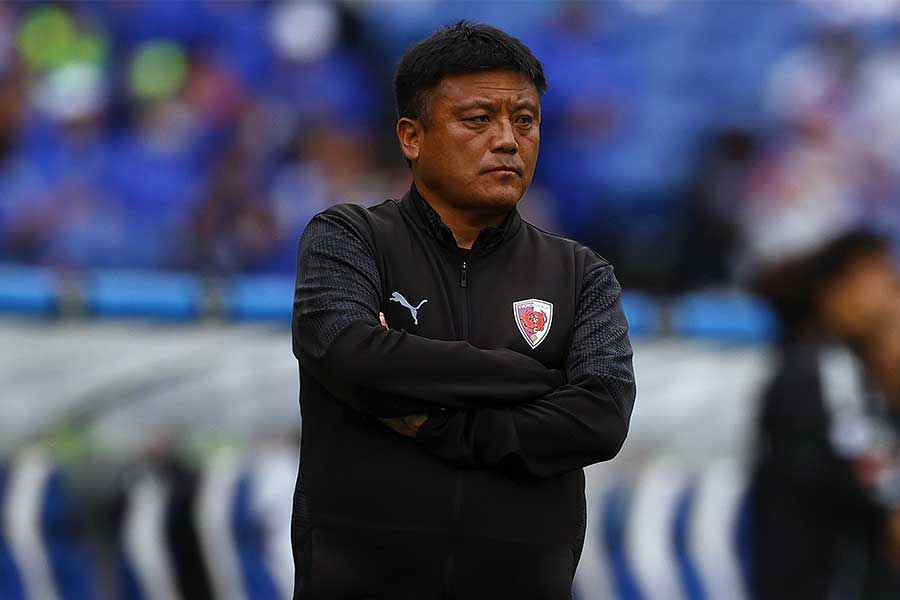 京都の曺貴裁監督【写真：(C)KYOTO.P.S.】