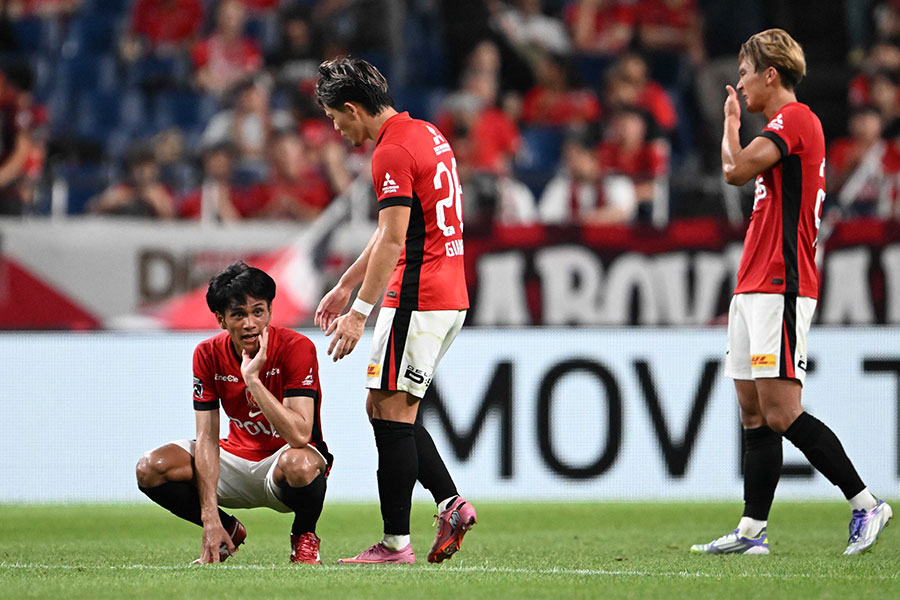 浦和は勝ち点差7をひっくり返せるか【写真：徳原隆元】