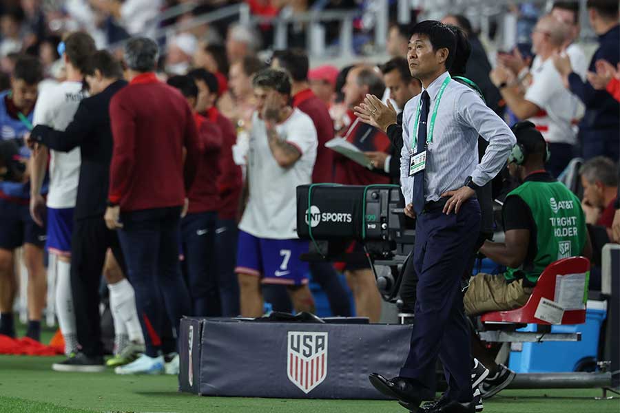 韓国人記者が森保一監督の采配を疑問視【写真:産経新聞社】