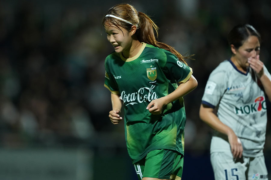 ベレーザの眞城美春【写真提供：長田洋平/アフロスポーツ】