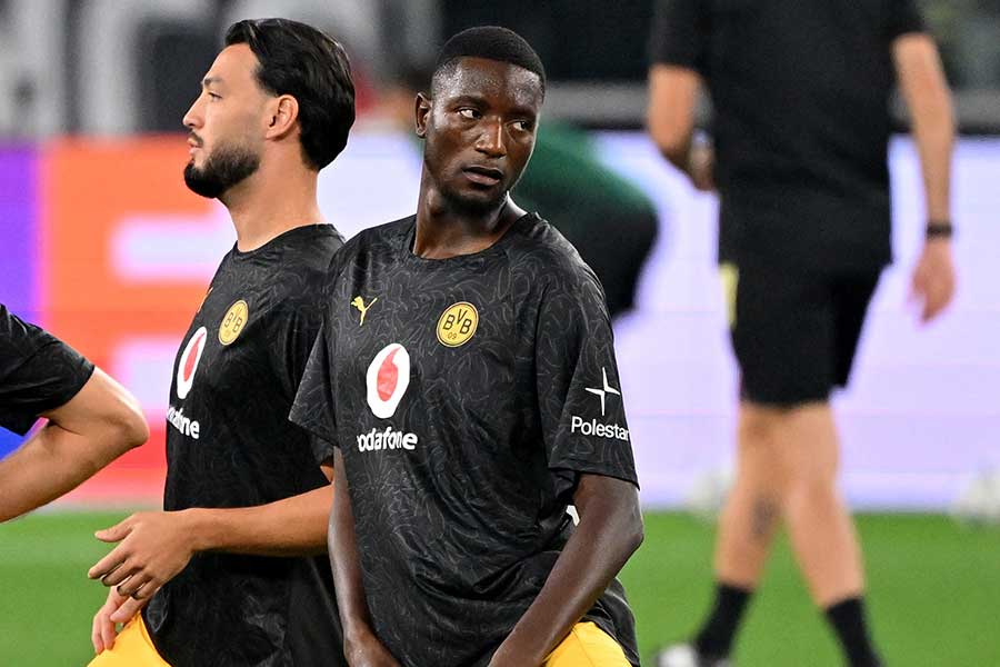 セール・ギラシのユニフォームにミスが判明【写真：ロイター】