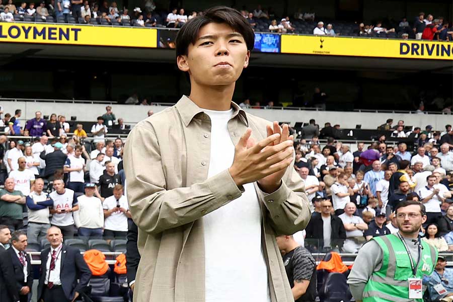 トッテナムの高井幸大【写真：REX/アフロ】