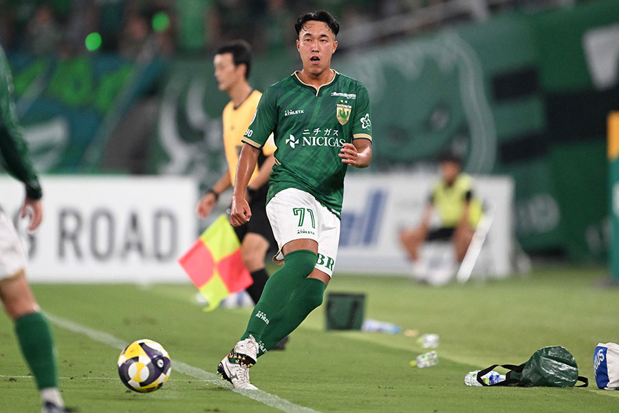 東京ヴェルディの平尾勇人がJ初ゴール【写真：徳原隆元】