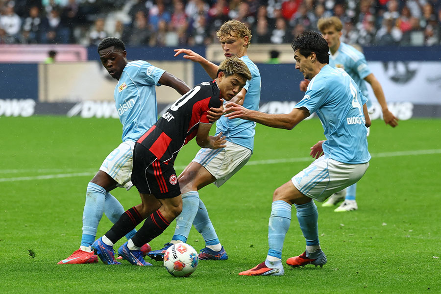 堂安律がウニオン・ベルリン戦にフル出場【写真：ロイター】