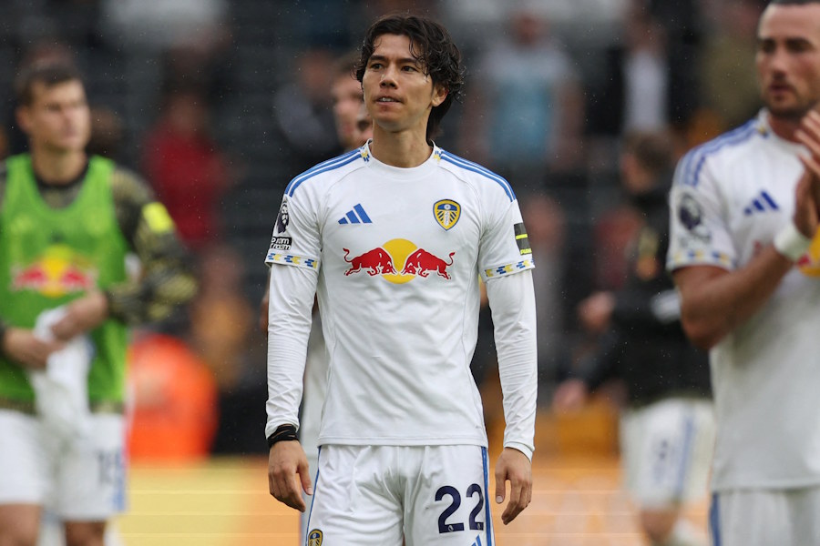 リーズでプレーする田中碧【写真：ロイター】