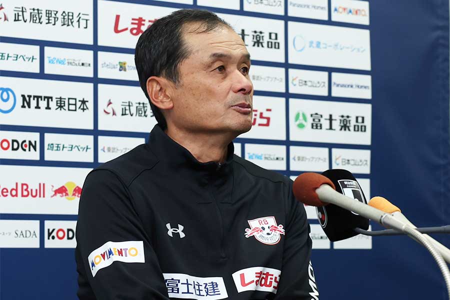 解任が発表された長澤徹監督【写真：加治屋友輝】