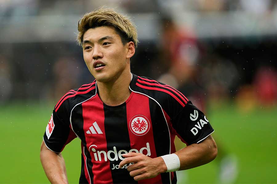 フランクフルトの堂安律【写真:AP/アフロ】