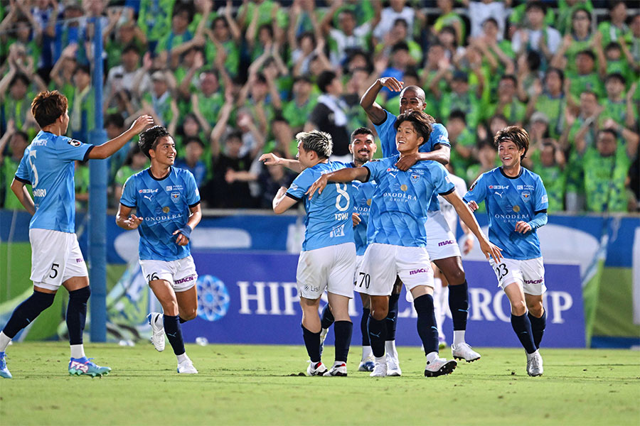 横浜FCが湘南に1-0で勝利【写真:徳原隆元】