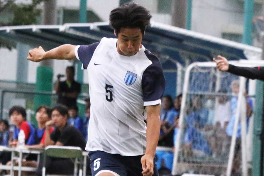 桐光学園の陶山響【写真：FOOTBALL ZONE編集部】