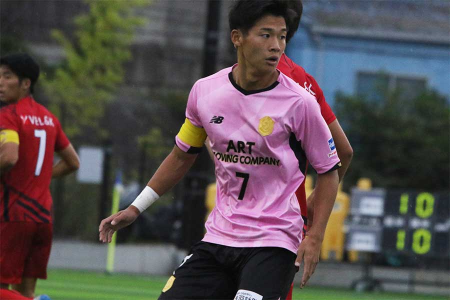 興國高の芋縄叶翔【写真:FOOTBALL ZONE編集部】