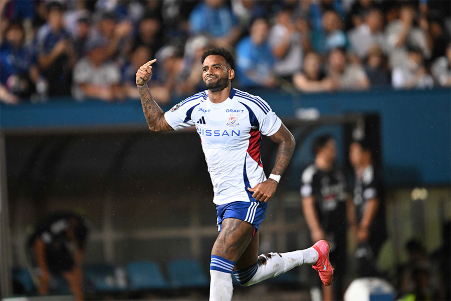 シンガポールでプレーするアンデルソン・ロペス（写真はマリノス在籍時）【写真：徳原隆元】