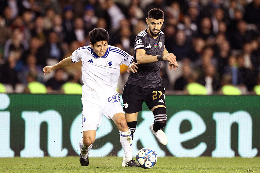 CLデビューを果たした鈴木淳之介【写真：ロイター】